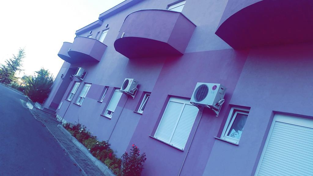 Motel Aura Μόσταρ Εξωτερικό φωτογραφία