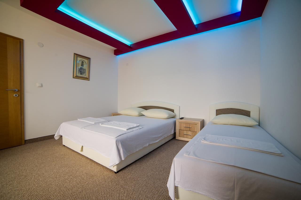 Motel Aura Μόσταρ Εξωτερικό φωτογραφία